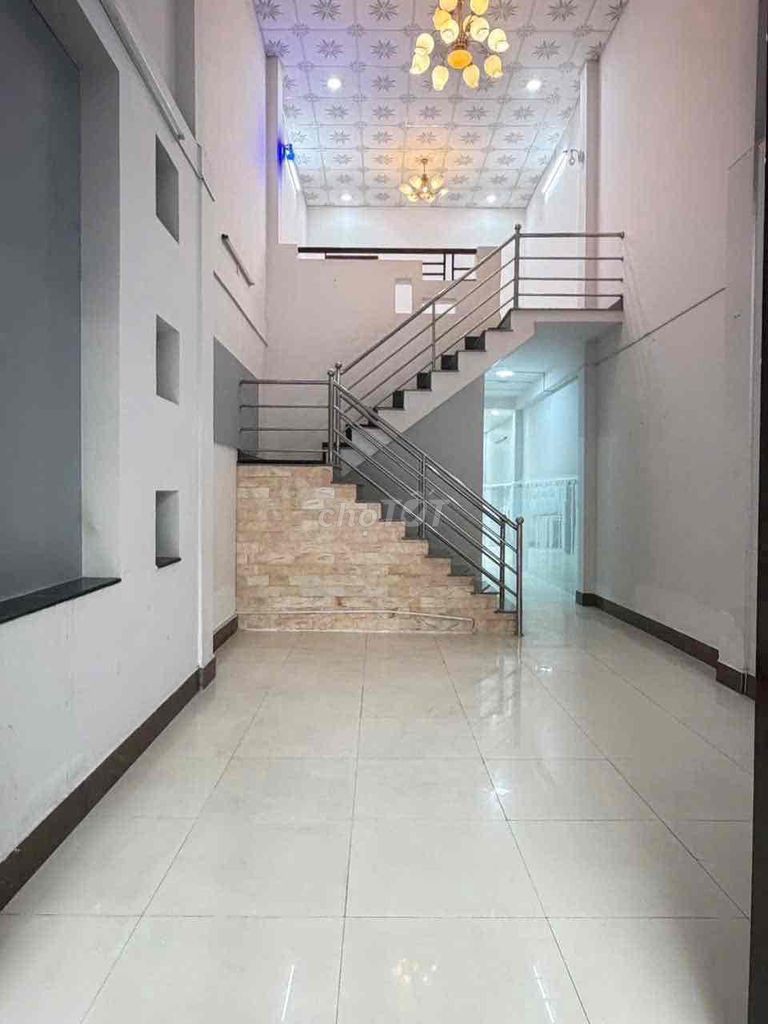 BÁN NHÀ 1 TRỆT, 01 GÁC LỮNG KHU VƯỢT LŨ PHƯỜNG 8 CŨ THÀNH PHỐ VĨNH LON