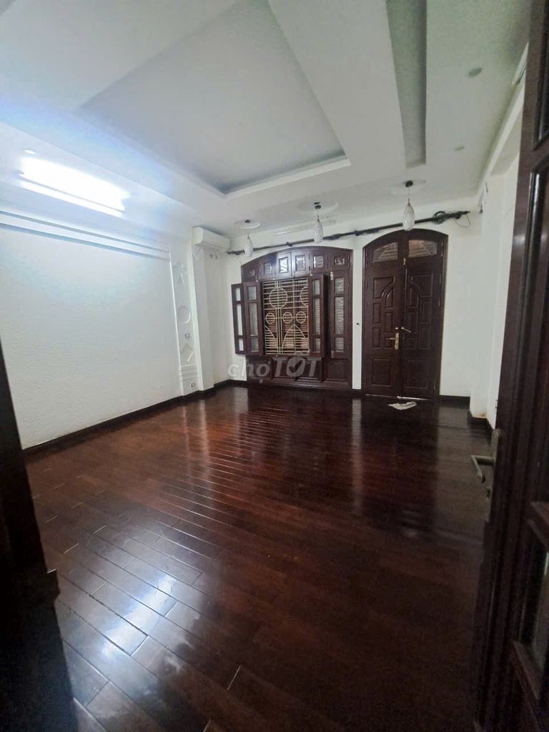 Nhà ngõ 24 phố Phan Văn Trường - Dt 50m2 x 5 tầng, mặt tiền 5m, ngõ 6m