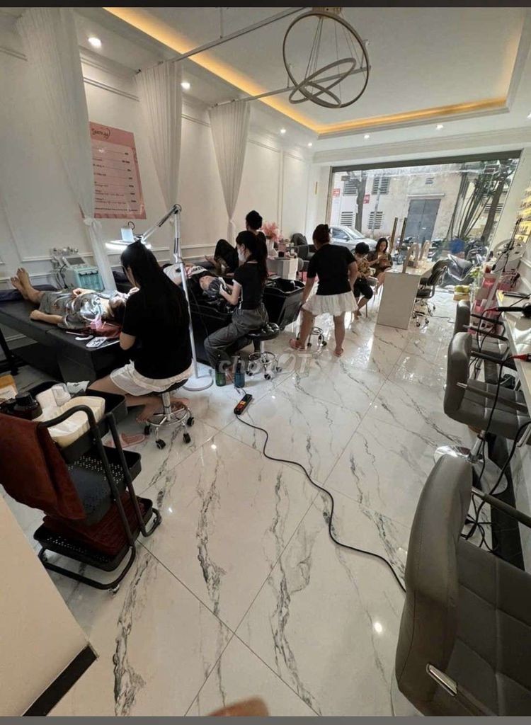 Chính chủ nhà cho thuê Văn Phòng,có thang máy ,có cho thuê riêng lẻ