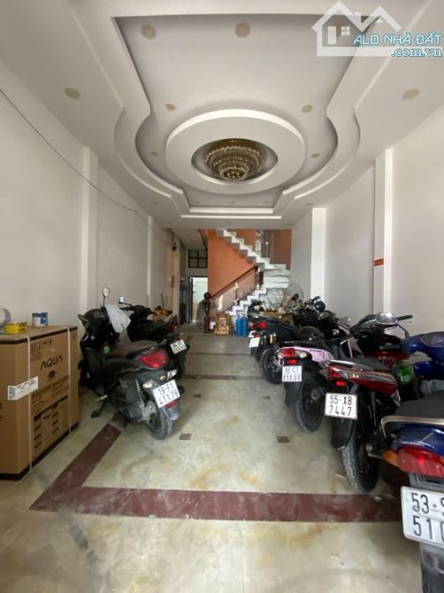 [Q.BÌNH THẠNH] Cần bán nhà MT bùi đình tuý - P.24 - dt: 67,8m² - giá 19,9 tỷ - 7 lầu. - Ảnh 1