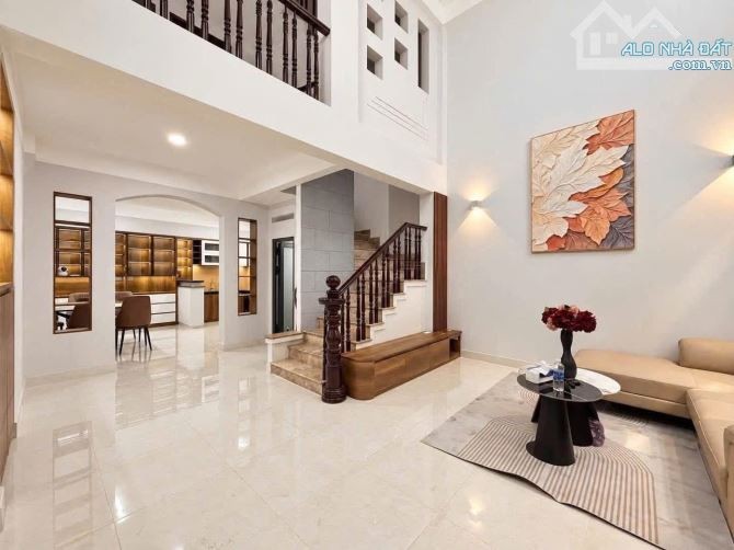 NHÀ PHỐ LUXURY HIỆN ĐẠI NẰM NGAY KHU TRUNG TÂM Q3 - ĐƯỜNG TRẦN QUANG DIỆU CHỈ 5,35TỶ/75M2 - Ảnh 6