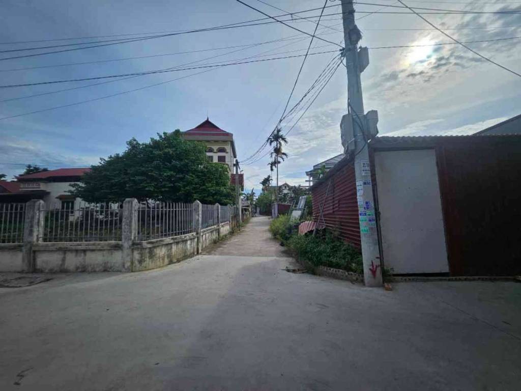 Chính chủ bán lô đất thôn Quán Trạch, Văn Giang Hưng Yên, vị trí đẹp giá chỉ 4.05 tỷ