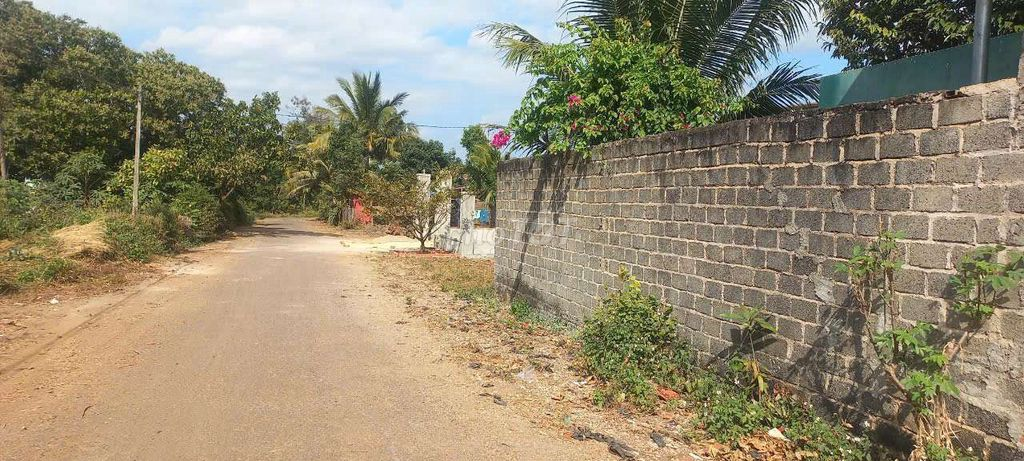 Bán rẻ kho + nhà 2 mt. 10x34 tc.Bùi Thiện Ngộ P. Thành Nhất. Daklak