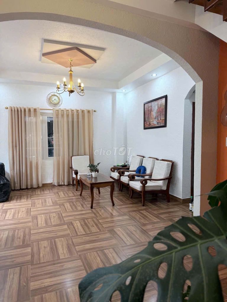 Nhà cần bán ở Đà Lạt vip