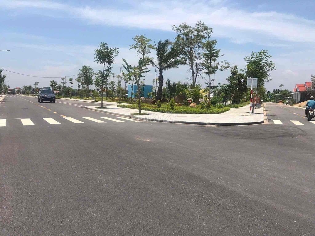 Bán đất nền đường 7m5 sạch đẹp trung tâm thị trấn La Hà, Quảng Ngãi ! - Ảnh 2
