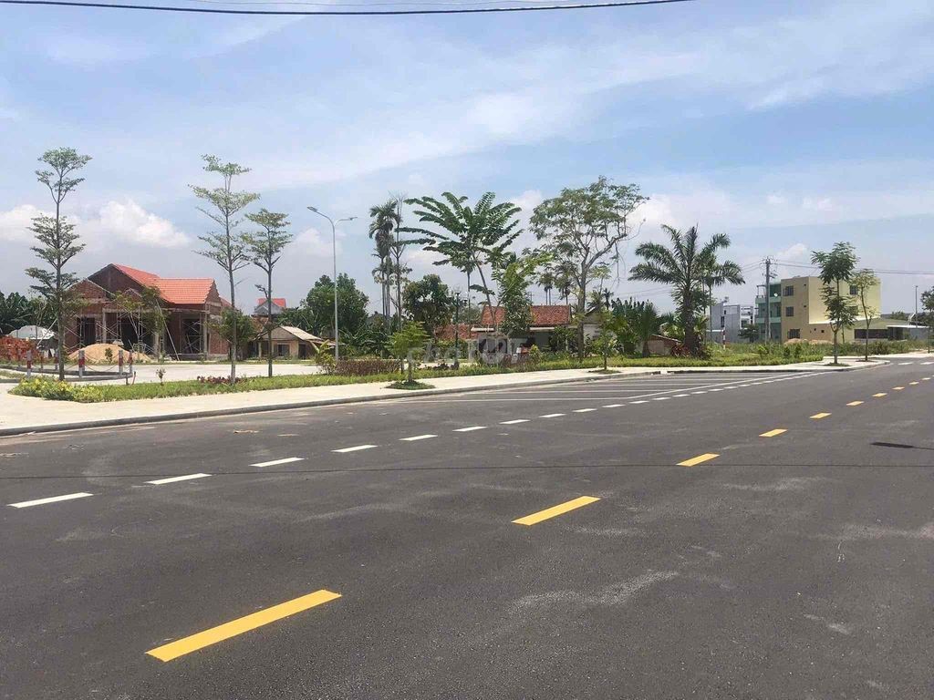 Bán đất nền đường 7m5 sạch đẹp trung tâm thị trấn La Hà, Quảng Ngãi ! - Ảnh 3