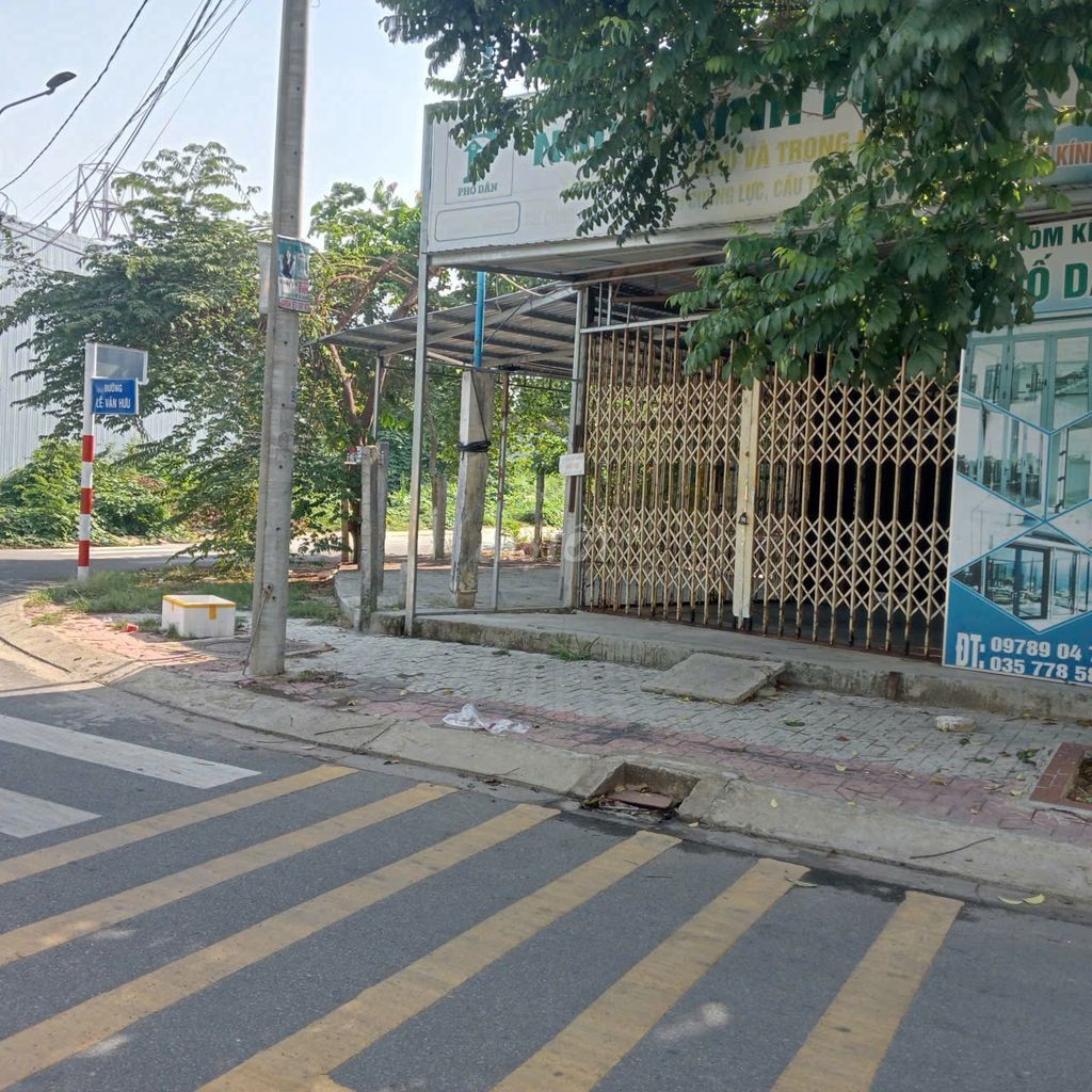 Mặt bằng kinh doanh gần 3 trường học Lê Hồng Phong