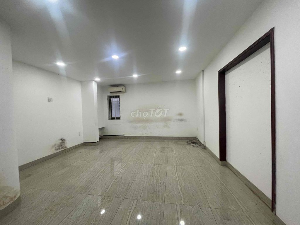 Nhà 4 tầng MT đường 15m TRỊNH ĐÌNH THẢO, 100m2 , 7 ph ngủ, kinh doanh