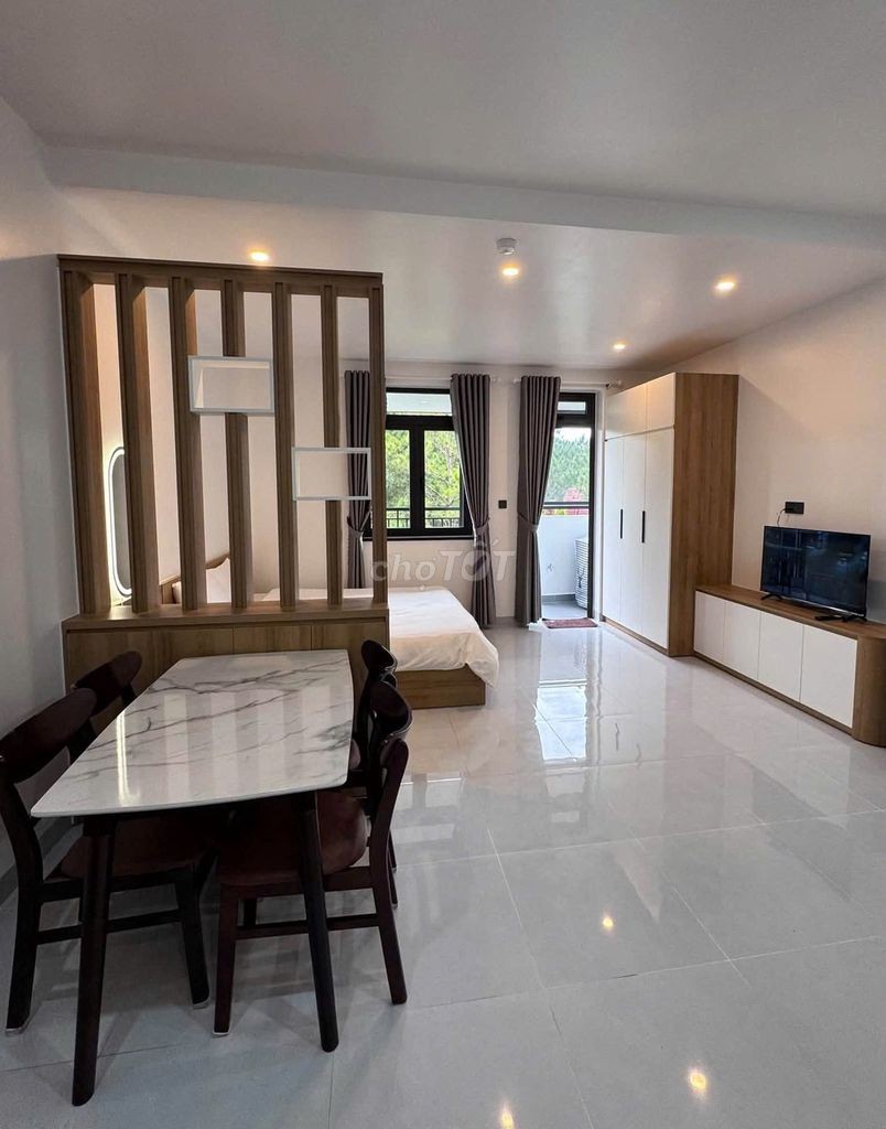 CHO THUÊ CĂN HỘ STUDIO FULL NỘI THẤT CÓ BAN CÔNG ĐƯỜNG PHAN CHU TRINH