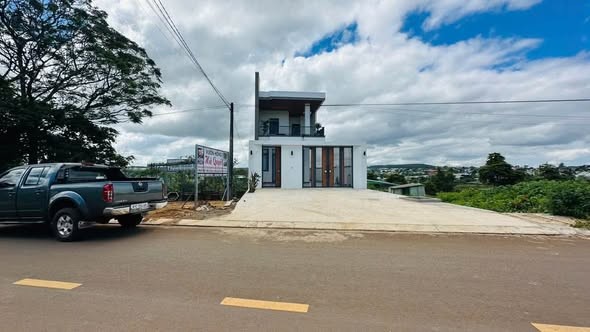 ✅NHÀ MÊ HIỆN ĐẠI 1 trệt 1 lầu 1 hầm 4 phòng ngủ VIEW siêu đẹp