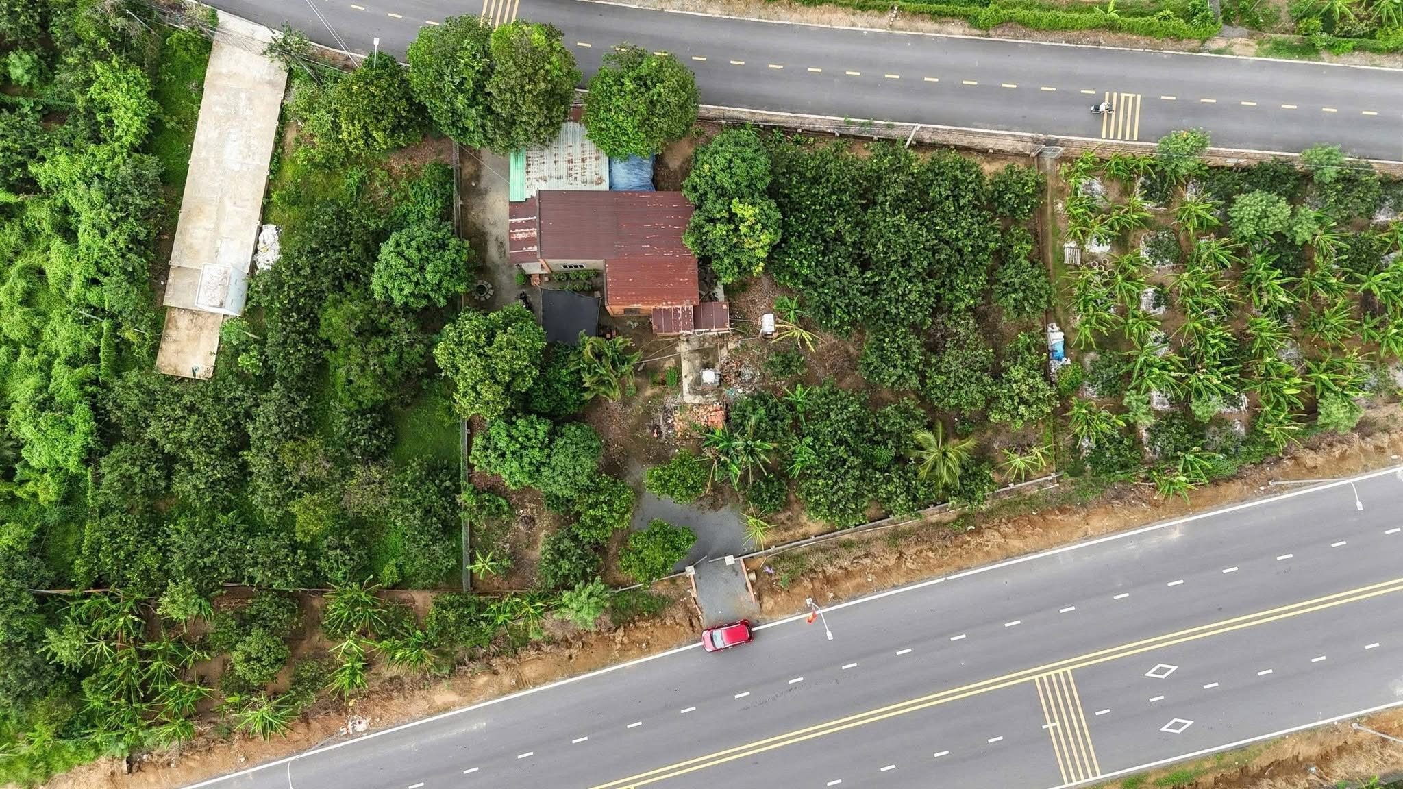 Bán Đất Tân Uyên 2 Mặt Tiền Ngang 45 Dài 30 Bạch Đằng 1.442,4m², Đường trước rộng 28m 0922222590