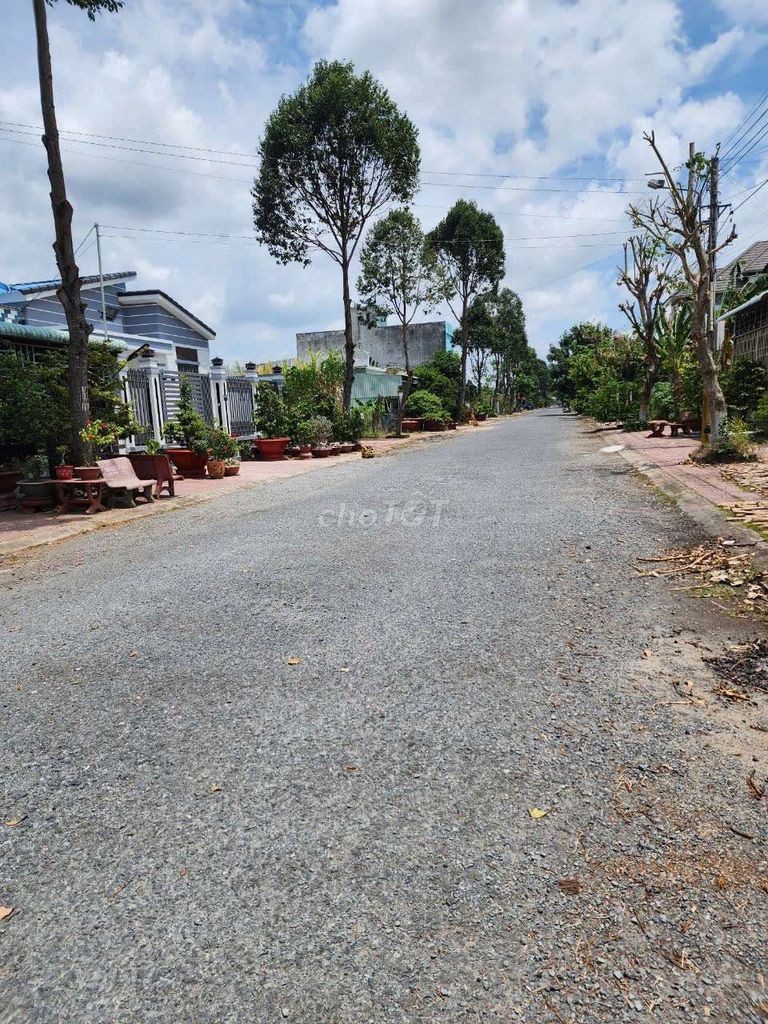 ĐẤT NỀN KHU DÂN CƯ TRƯỜNG AN PHƯỜNG LONG CHÂU TỈNH VĨNH LONG