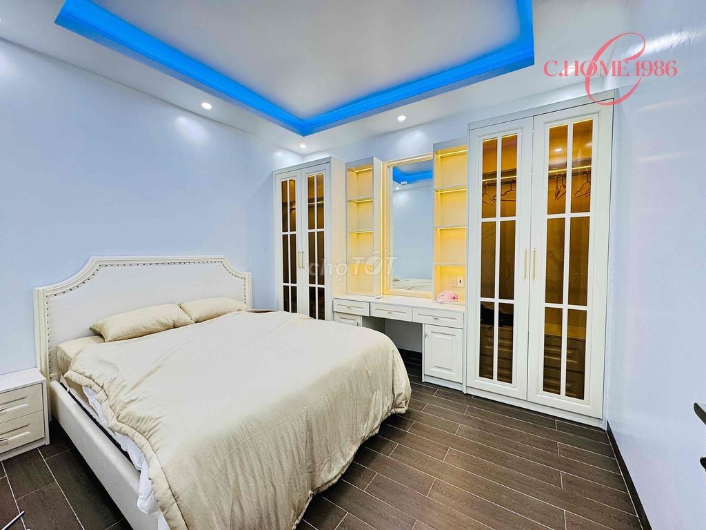 NHÀ XÂY MỚI ĐỘC LẬP 4T - NGANG ĐẸP - FULL NỘI THẤT TẠI MIẾU HAI XÃ