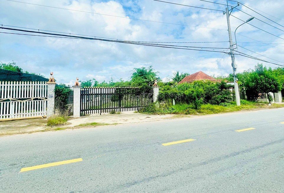 🔥Giảm 700Tr Lô Đất 1.350m2 Đường Lớn Trung Lập Xe Công ✅Giá Nhỉnh 4 Tỷ