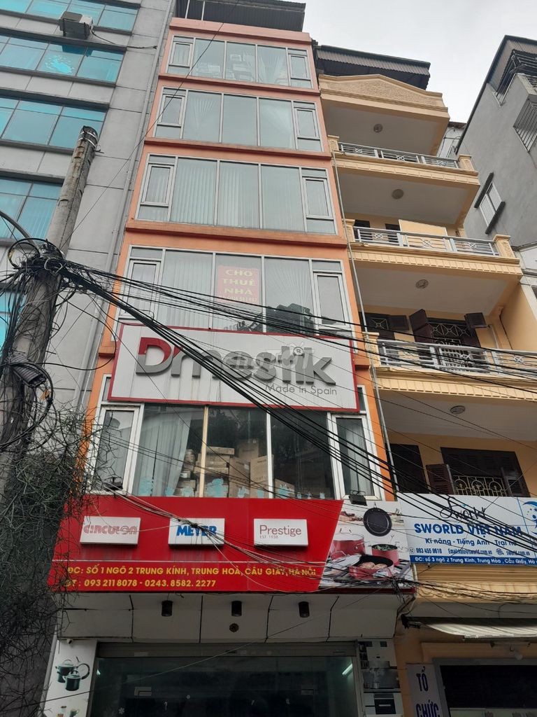 Cho thuê nhà ngõ 2 Trung Kính, Dt 50m2 x 5,5 tầng, đường rộng để ô tô