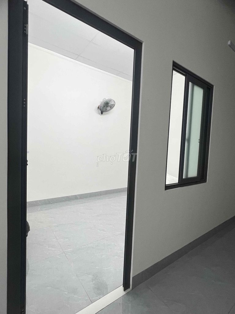 Bán nhà cấp 4 mới đẹp đường Phùng Hưng - Ảnh 3