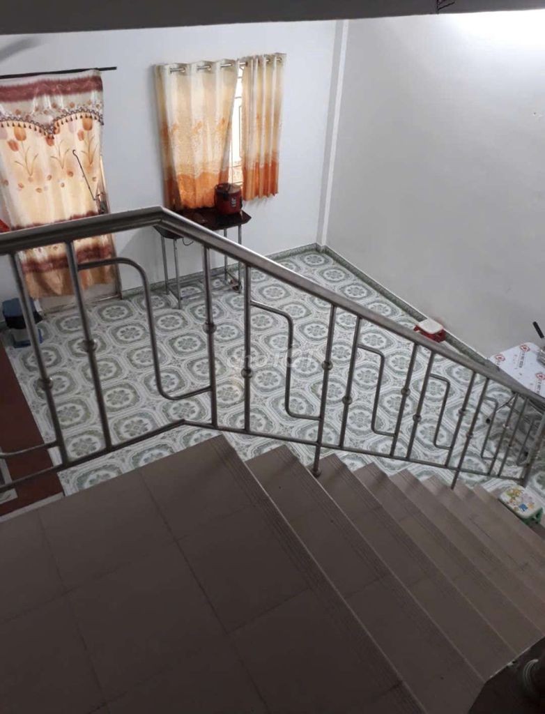nhà cho thuê nguyên căn ,1trệt 1lầu gần chợ,trường học,bệnh viện. - Ảnh 2