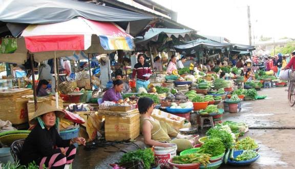 KẸT TỀN BÁN GẤP 700M2 ĐẤT THỔ CƯ SÁT KCN, CHỢ DÂN CƯ ĐÔNG TIỆN XÂY TRỌ, KD GIÁ 680TR