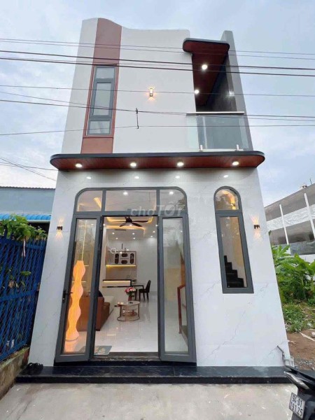 LỘ Ô TÔ- NHÀ LẦU XÂY MỚI HẺM 2 GẦN BỆNH VIỆN DA LIỄU CẦN THƠ