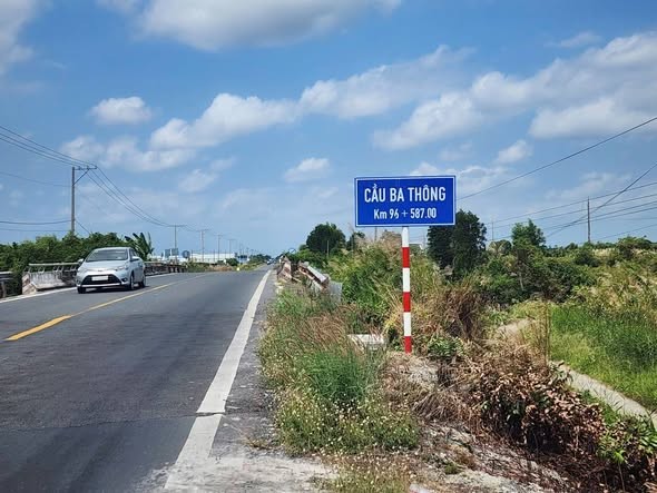 NỀN ĐẸP LÔ GÓC CÓ 4 NỀN LIỀN KỀ FULL THỔ CƯ GẦN CẦU BA THÔNG ( CÓ BÁN LẺ TỪNG NỀN )