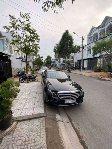 NHÀ 2 LẦU - ĐƯỜNG XUÂN THỦY - KDC HỒNG PHÁT