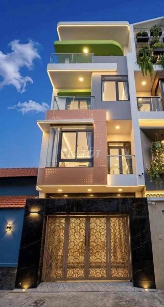Nhà 4 Tầng Gần Biển Thuỳ Vânn
