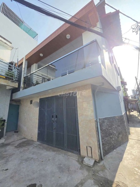 Nhà 6x9m 1 lầu 4PN đường Tỉnh Lộ 10 Bình Tân giáp quận 6