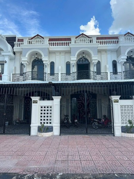 NHÀ BIỆT THỰ KHU HOÀNG HẢO, THANH ĐỨC, LONG HỒ, VĨNH LONG.