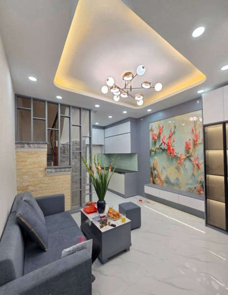 NHÀ ĐẸP 5 TẦNG Ở LUÔN - CÁCH MẶT PHỐ Ô TÔ TRÁNH CHỈ 10M - GIÁ CỰC TỐT