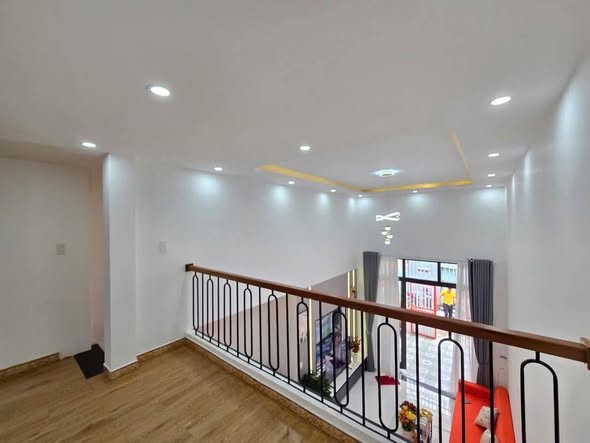 🏠 NHÀ GÁT LỬNG - KIỆT LÊ TRỌNG TẤN
