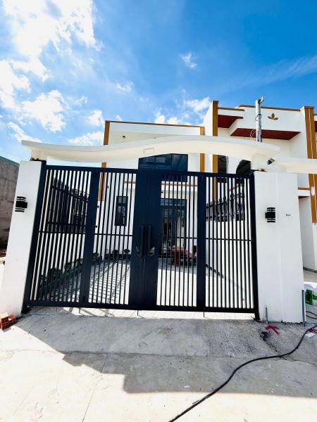 NHÀ HIẾM GÓC 2 MẶT , SỔ RIÊNG full THỔ CƯ GẦN ĐỒNG KHỞI CÂY XĂNG 75