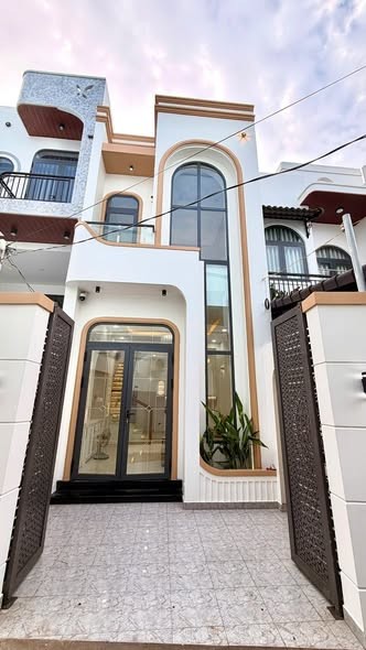 🪷 NHÀ LẦU XÂY MỚI TỪ MÓNG CHỈ 2,1 TỶ, TÂN CỔ ĐIỂN ĐAN XEN NÉT HIỆN ĐẠI, HỖ TRỢ NGÂN HÀNG ĐẾN 70%