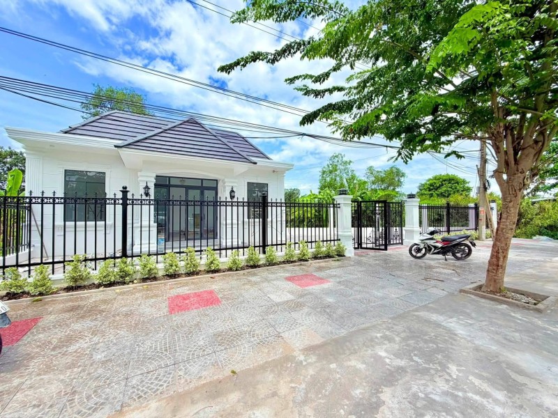👉NHÀ MÁI THÁI  SÂN VƯỜN.MẶT TIỀN ĐƯỜNG TỈNH 910 .THUỘC PHƯỜNG BÌNH MINH VĨNH ( XÃ THUẬN AN CŨ ) 🍁🍁🍁