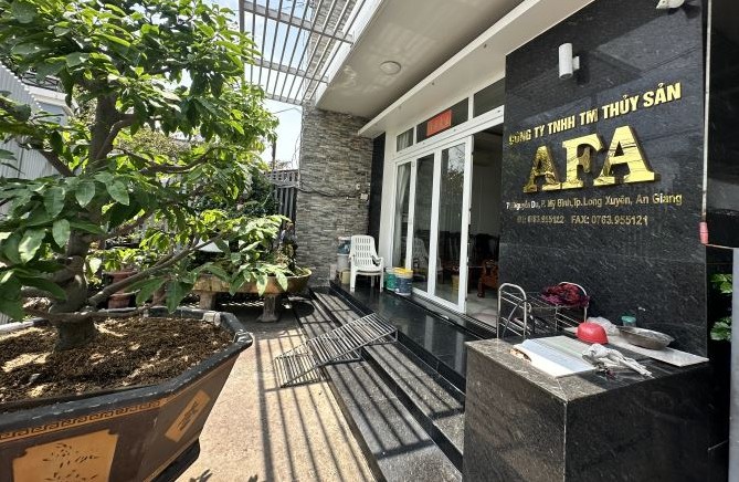 NHÀ MẶT TIỀN NGUYỄN DU VIEW SÔNG HẬU NGAY TRUNG TÂM GIÁ CỰC TỐT.