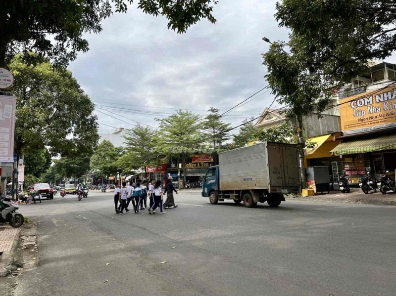 💥Nhà mặt tiền Phan Chu Trinh ngay chợ và trường Nguyễn Đức Cảnh