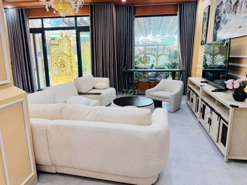 NHÀ NGUYÊN CĂN 5 PHÒNG NGỦ PHÍA BẮC NHA TRANG GIÁ 35 TRIỆU/ THÁNG
