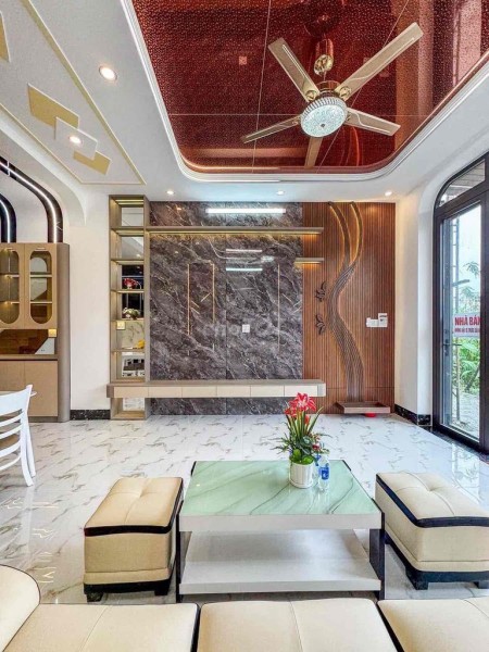 NHÀ TRỆT LẦU HẺM 5 TRẦN VĨNH KIẾT FULL NỘI THẤT GẦN CHỢ AN BÌNH