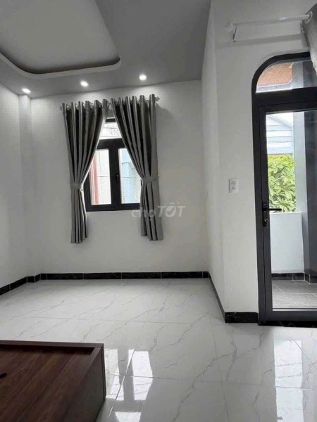 NHÀ XÂY MỚI - HẺM 67 HÙNG VƯƠNG