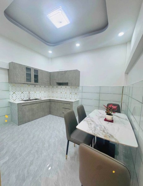 Sát bên tỉnh lộ 10, khu T.ê.n l.ử.a_dt 52m2_chỉ 4,...ty